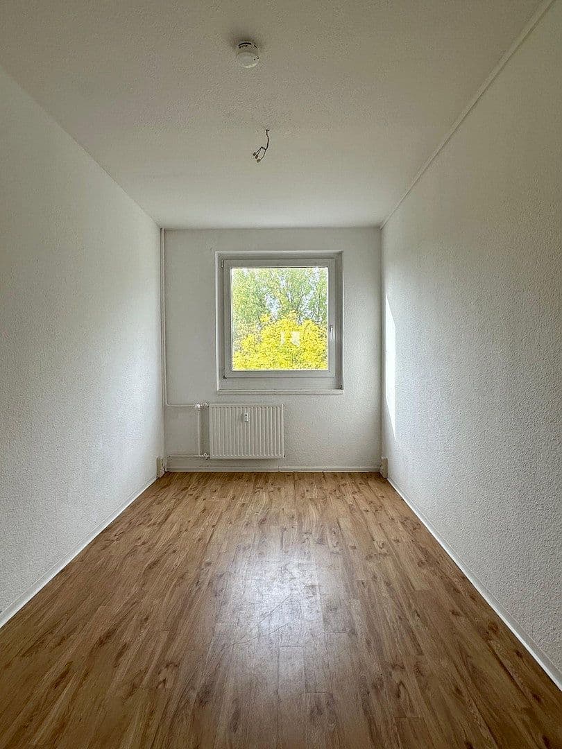 4 bedroom with open-plan kitchen flat to rent, 128 m², Otto-Worms-Straße, Gera, Thuringia 4 bedroom with open-plan kitchen flat to rent, 128 m², Otto-Worms-Straße, Gera, Thuringia