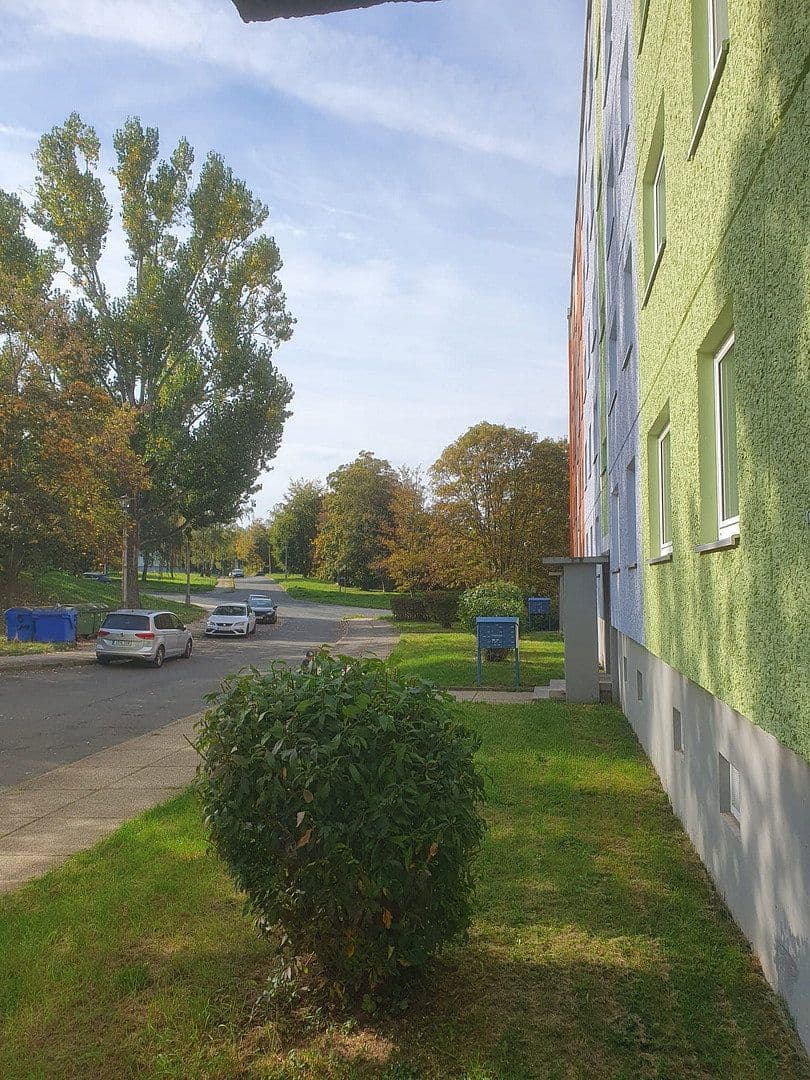4 bedroom with open-plan kitchen flat to rent, 128 m², Otto-Worms-Straße, Gera, Thuringia 4 bedroom with open-plan kitchen flat to rent, 128 m², Otto-Worms-Straße, Gera, Thuringia