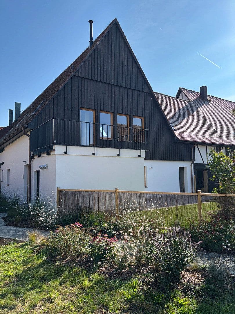 3 bedroom with open-plan kitchen flat to rent, 147 m², Niefern-Öschelbronn, Baden-Württemberg 3 bedroom with open-plan kitchen flat to rent, 147 m², Niefern-Öschelbronn, Baden-Württemberg