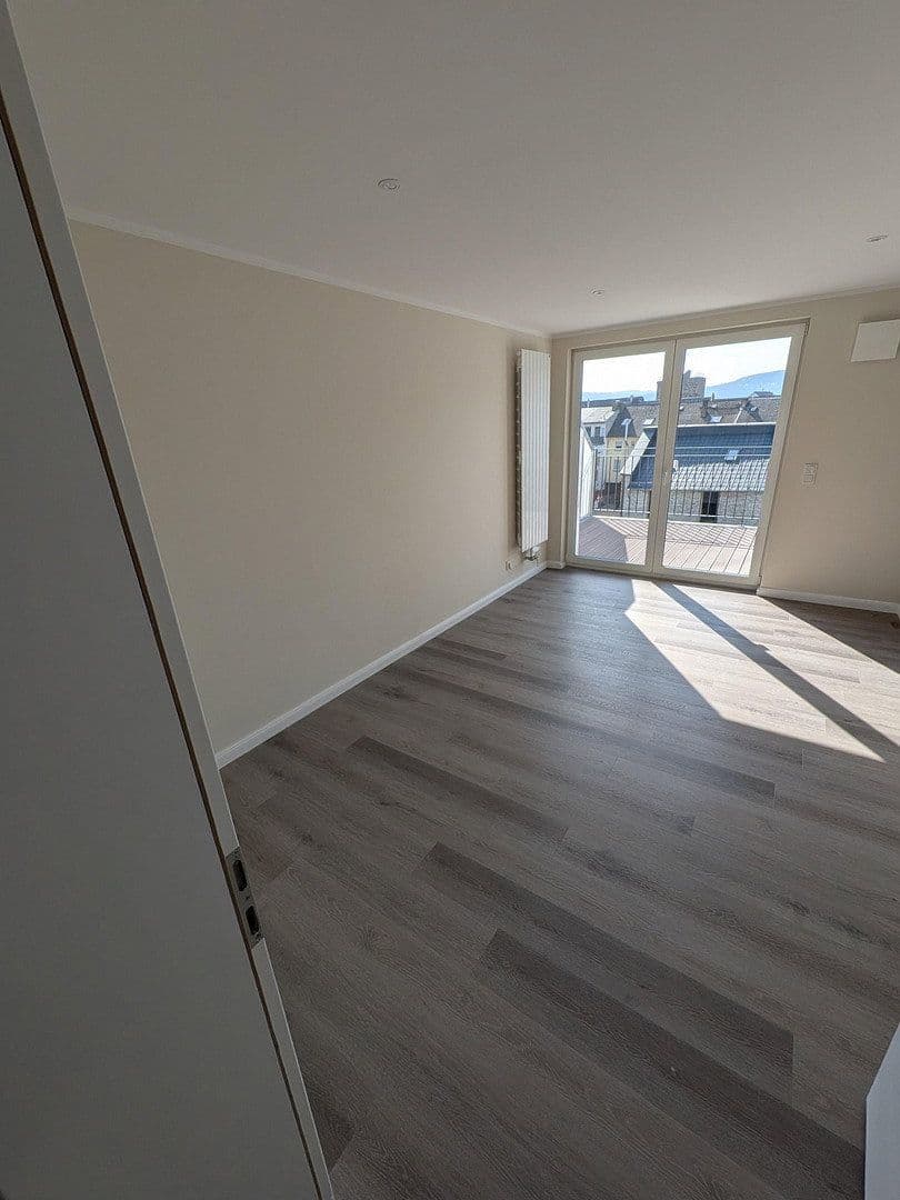 4 bedroom flat to rent, 108 m², Schmidtstraße 8, Rüdesheim am Rhein, Hesse 4 bedroom flat to rent, 108 m², Schmidtstraße 8, Rüdesheim am Rhein, Hesse