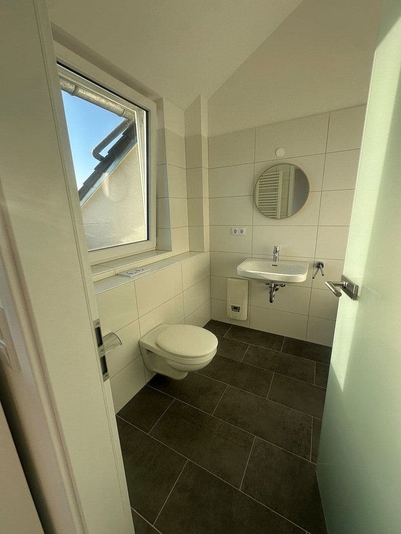 2 bedroom with open-plan kitchen flat to rent, 106 m², Mannheim, Baden-Württemberg 2 bedroom with open-plan kitchen flat to rent, 106 m², Mannheim, Baden-Württemberg