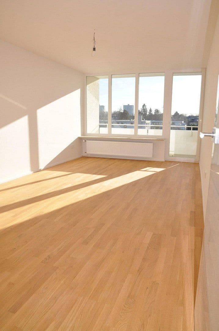 4 bedroom flat for sale, 111 m², Milbertshofen - München, Bavaria 4 bedroom flat for sale, 111 m², Milbertshofen - München, Bavaria