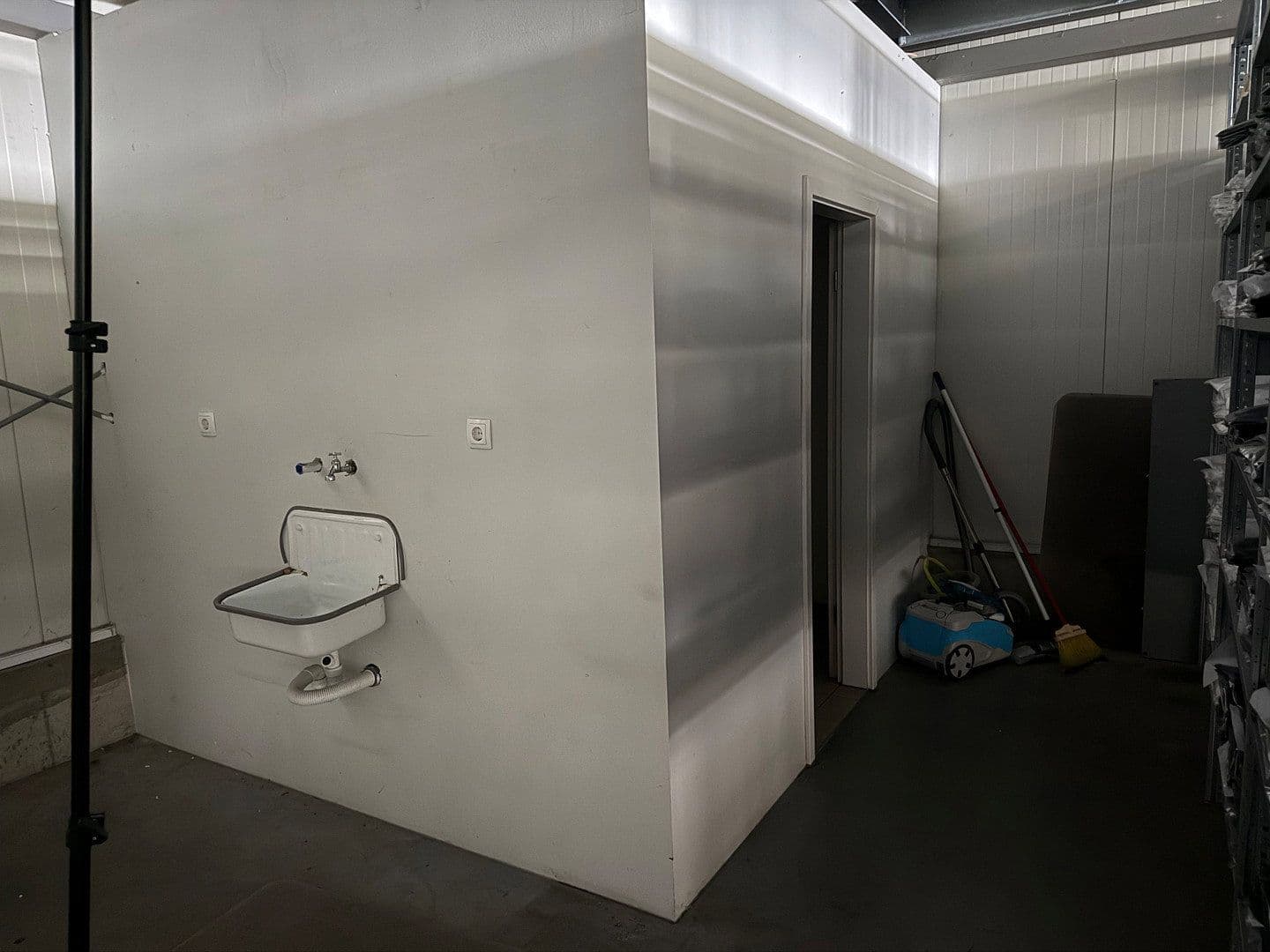 non-residential property to rent, 5,700 m², An den Fördertürmen 24, Hamm, North Rhine-Westphalia non-residential property to rent, 5,700 m², An den Fördertürmen 24, Hamm, North Rhine-Westphalia