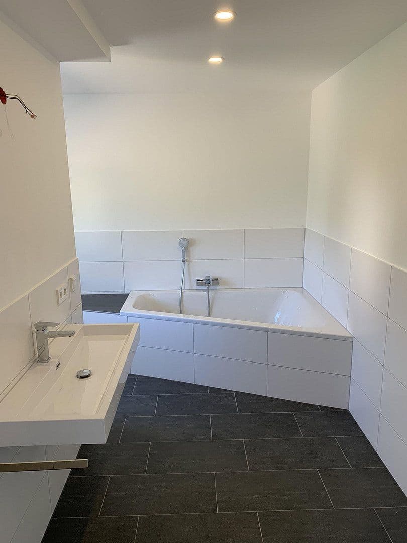 3 bedroom flat to rent, 95 m², Am Weidengraben 22, Waldbüttelbrunn, Bavaria 3 bedroom flat to rent, 95 m², Am Weidengraben 22, Waldbüttelbrunn, Bavaria