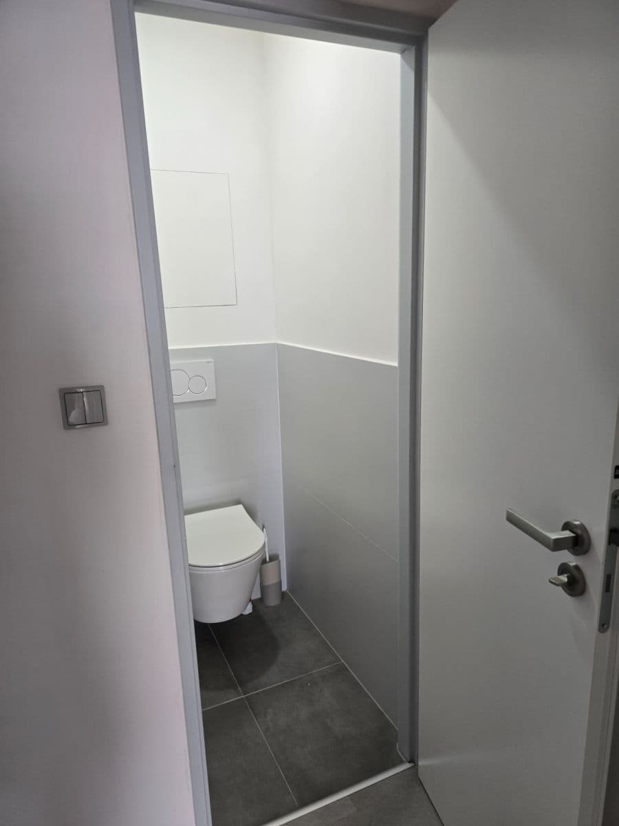 3 bedroom flat to rent, 67 m², Slancova, Prague, Prague 3 bedroom flat to rent, 67 m², Slancova, Prague, Prague