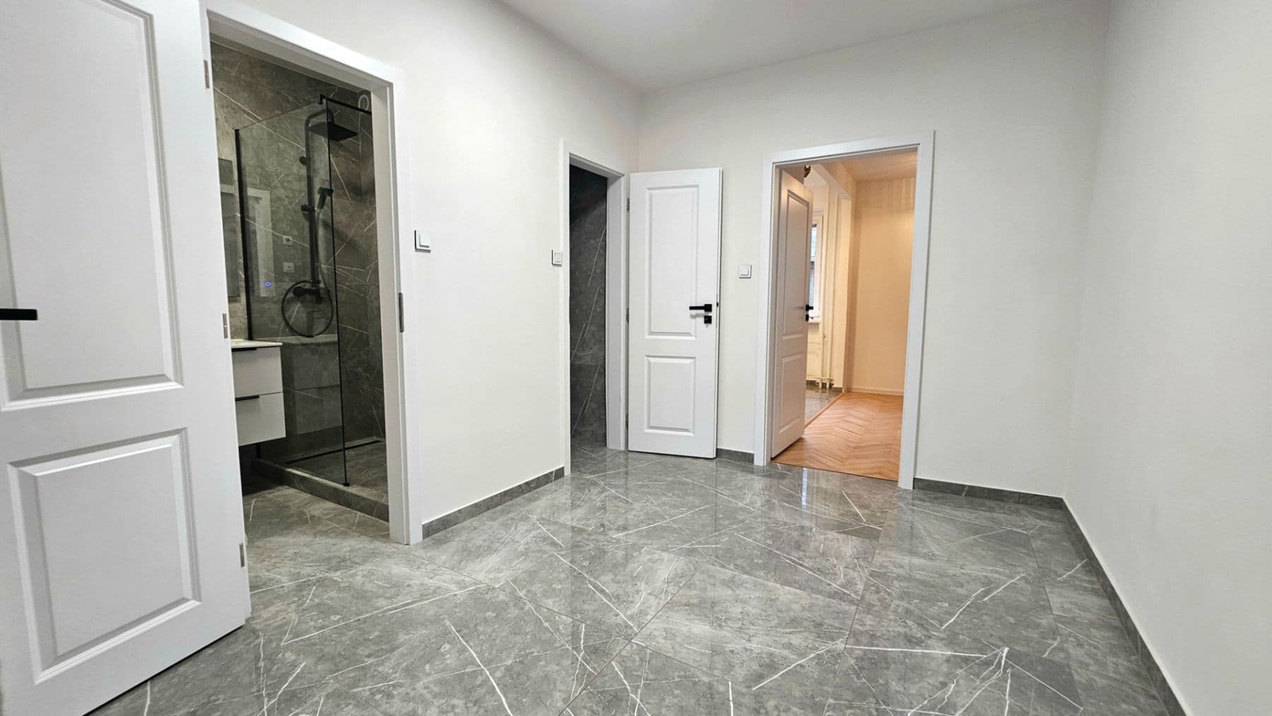 3 bedroom flat for sale, 82 m², Osnická, Prague, Prague 3 bedroom flat for sale, 82 m², Osnická, Prague, Prague