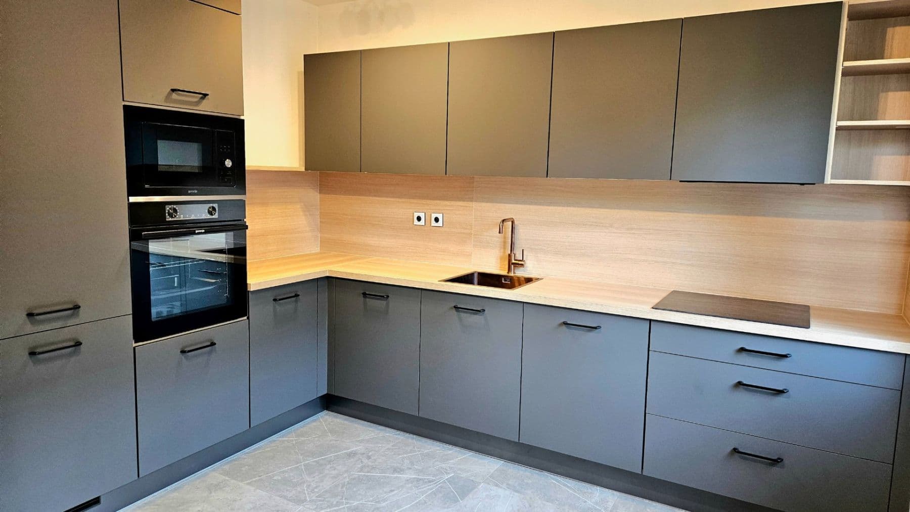 3 bedroom flat for sale, 82 m², Osnická, Prague, Prague 3 bedroom flat for sale, 82 m², Osnická, Prague, Prague