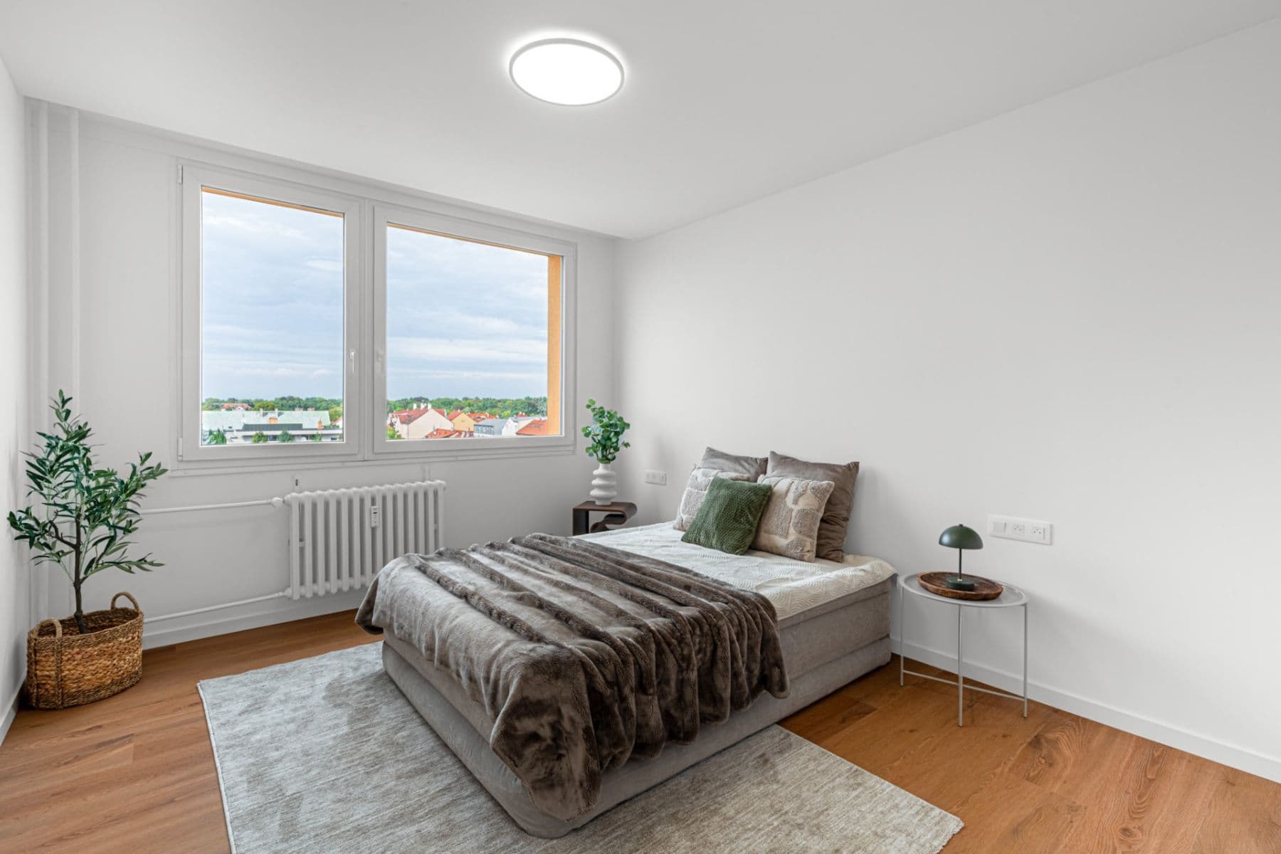 3 bedroom with open-plan kitchen flat for sale, 77 m², Zelenohorská, Prague, Prague 3 bedroom with open-plan kitchen flat for sale, 77 m², Zelenohorská, Prague, Prague