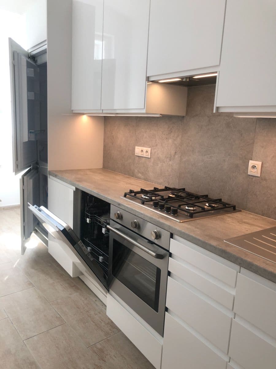 2 bedroom flat to rent, 80 m², Odborů, Prague, Prague 2 bedroom flat to rent, 80 m², Odborů, Prague, Prague