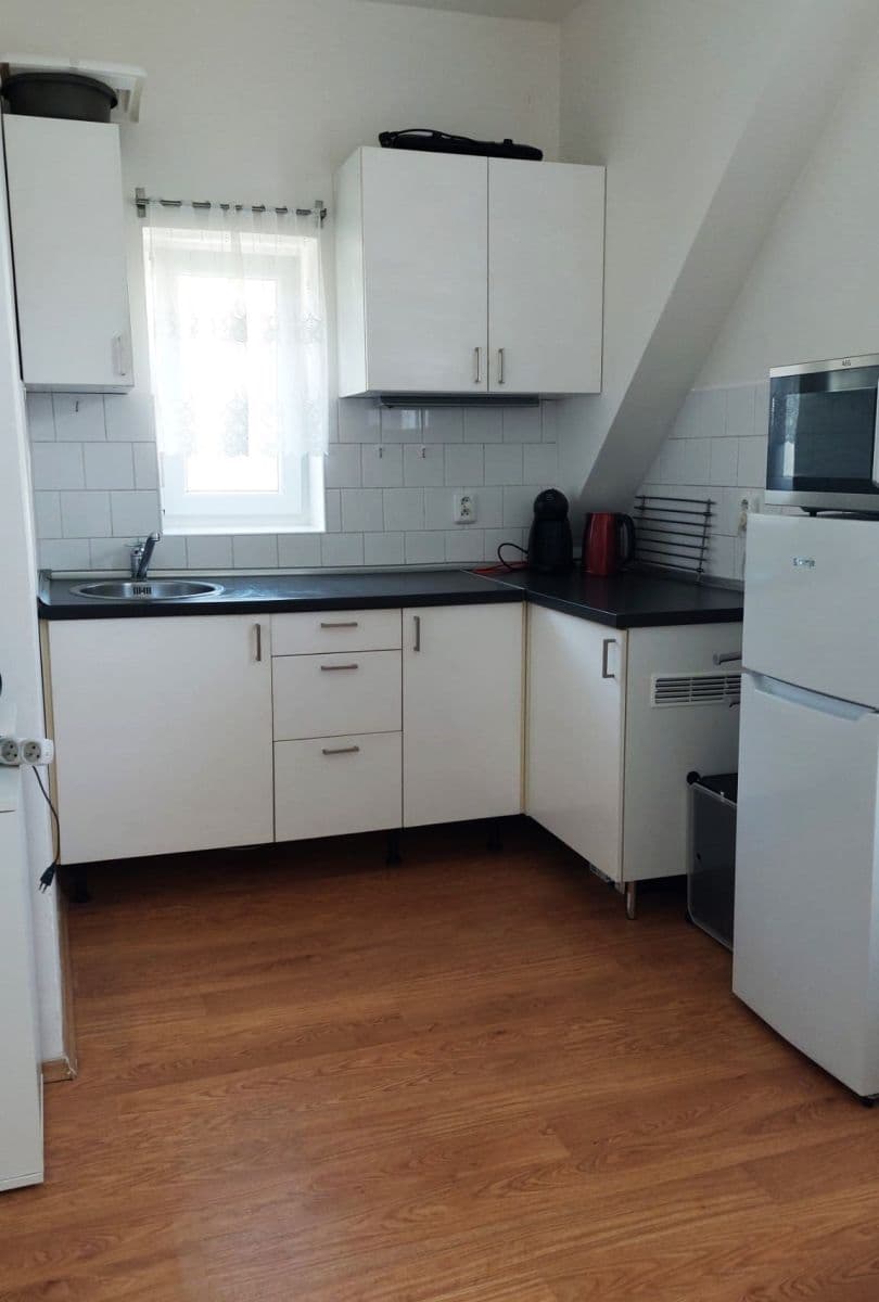 Studio flat to rent, 23 m², U Zahradního města, Prague, Prague Studio flat to rent, 23 m², U Zahradního města, Prague, Prague
