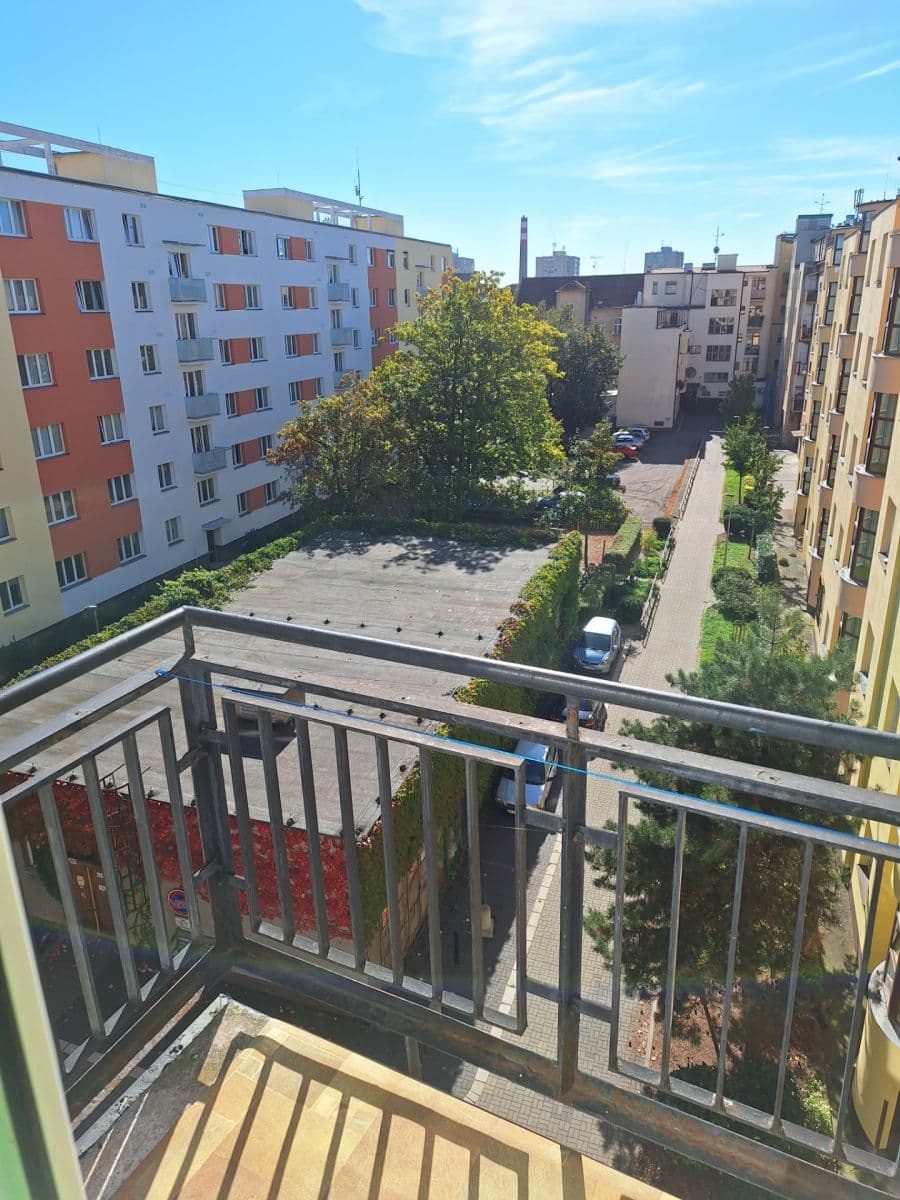 Studio flat to rent, 31 m², Na Hrádku, Pardubice, Pardubický Region Studio flat to rent, 31 m², Na Hrádku, Pardubice, Pardubický Region