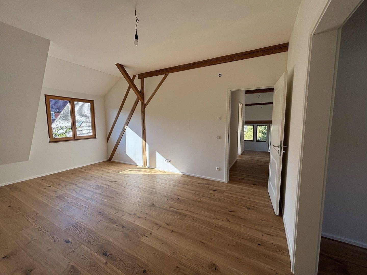 3 bedroom with open-plan kitchen flat to rent, 147 m², Niefern-Öschelbronn, Baden-Württemberg 3 bedroom with open-plan kitchen flat to rent, 147 m², Niefern-Öschelbronn, Baden-Württemberg