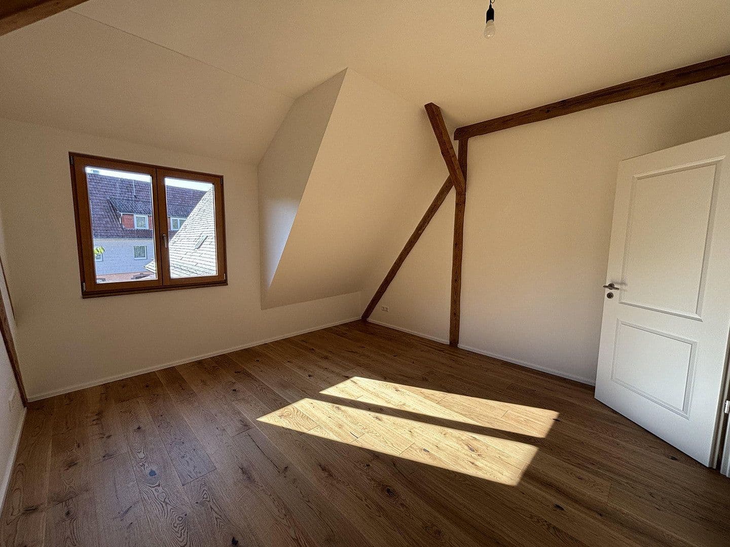3 bedroom with open-plan kitchen flat to rent, 147 m², Niefern-Öschelbronn, Baden-Württemberg 3 bedroom with open-plan kitchen flat to rent, 147 m², Niefern-Öschelbronn, Baden-Württemberg