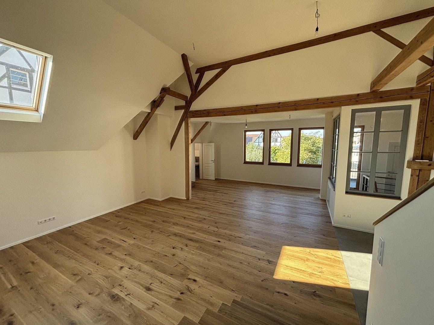 3 bedroom with open-plan kitchen flat to rent, 147 m², Niefern-Öschelbronn, Baden-Württemberg 3 bedroom with open-plan kitchen flat to rent, 147 m², Niefern-Öschelbronn, Baden-Württemberg