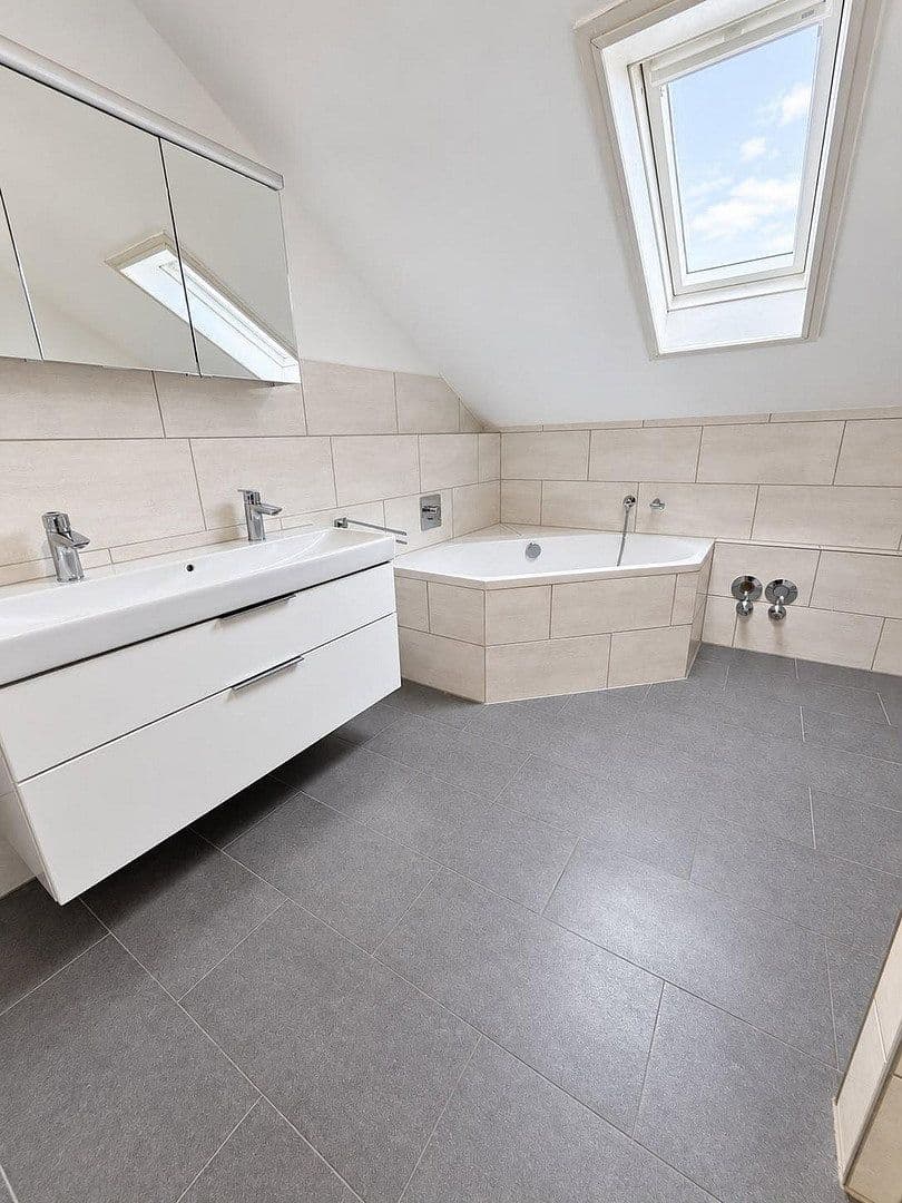 house for sale, 210 m², Groß-Umstadt, Hesse house for sale, 210 m², Groß-Umstadt, Hesse