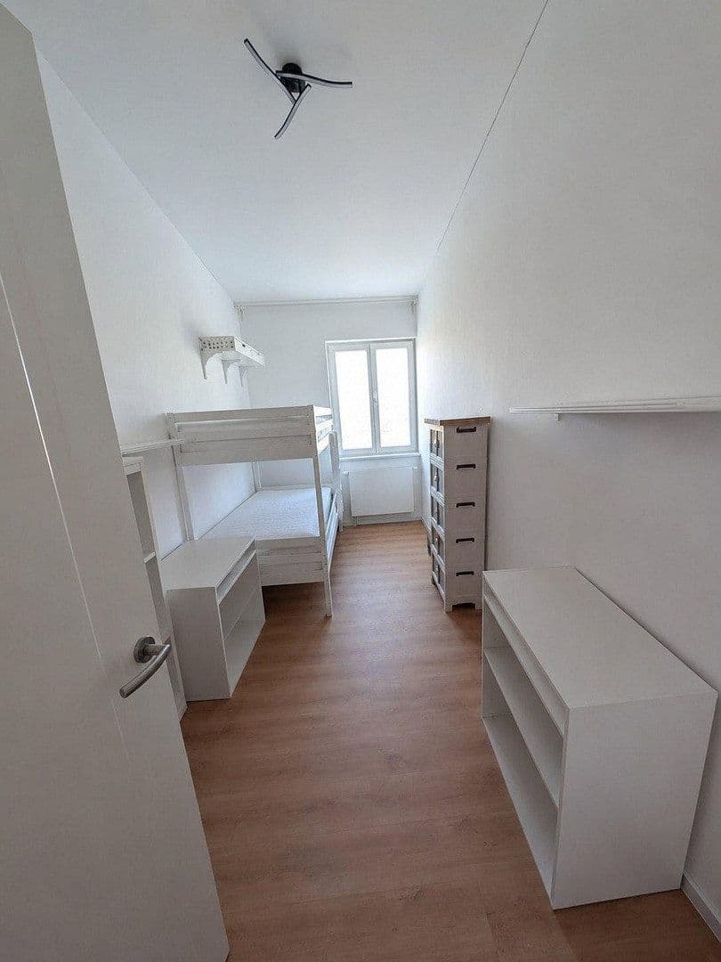 3 bedroom flat to rent, 90 m², Segefliegerdamm 10, Berlin, Berlin 3 bedroom flat to rent, 90 m², Segefliegerdamm 10, Berlin, Berlin