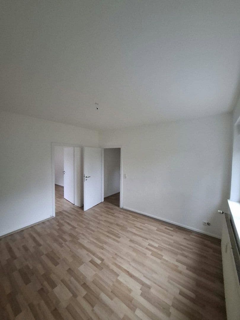 3 bedroom flat to rent, 51 m², Luisenstr. 43, Burscheid, North Rhine-Westphalia 3 bedroom flat to rent, 51 m², Luisenstr. 43, Burscheid, North Rhine-Westphalia