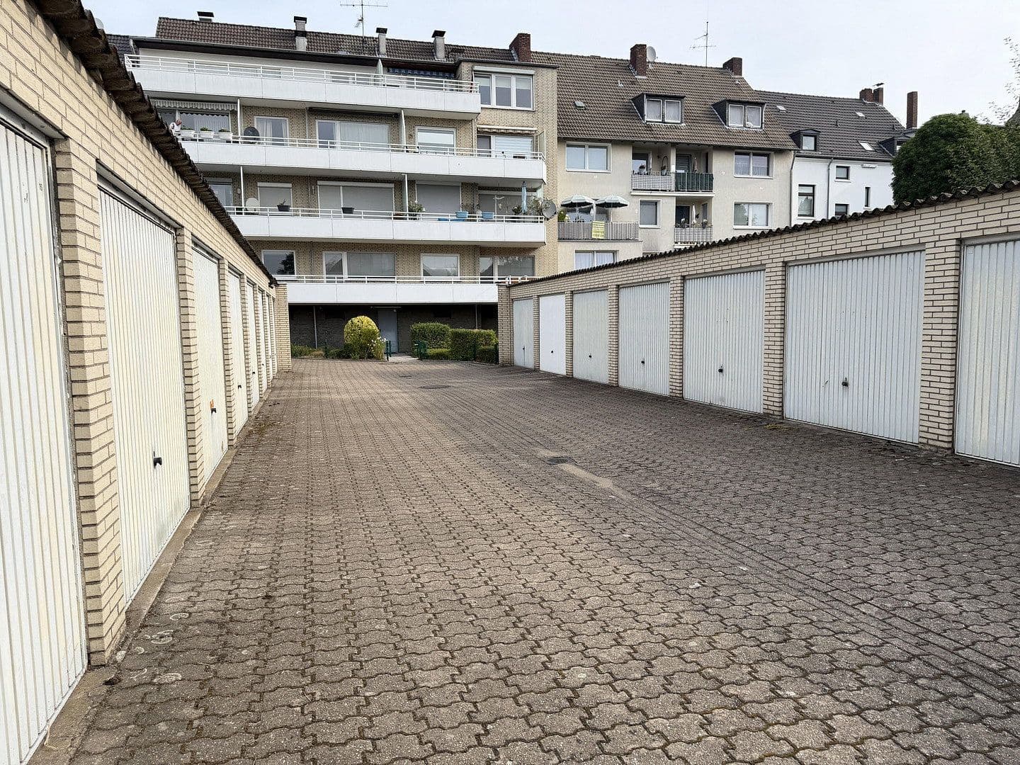 garage for sale, 0 m², Homberger Straße 422, Moers, North Rhine-Westphalia garage for sale, 0 m², Homberger Straße 422, Moers, North Rhine-Westphalia
