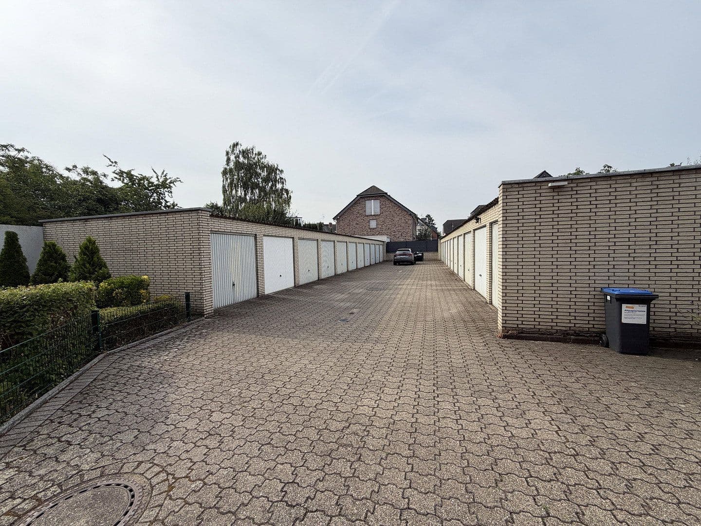 garage for sale, 0 m², Homberger Straße 422, Moers, North Rhine-Westphalia garage for sale, 0 m², Homberger Straße 422, Moers, North Rhine-Westphalia