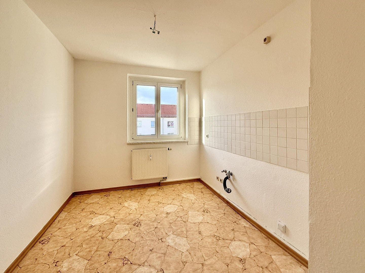 2 bedroom flat to rent, 55 m², Franz-Mehring-Str. 65, Dresden, Saxony 2 bedroom flat to rent, 55 m², Franz-Mehring-Str. 65, Dresden, Saxony