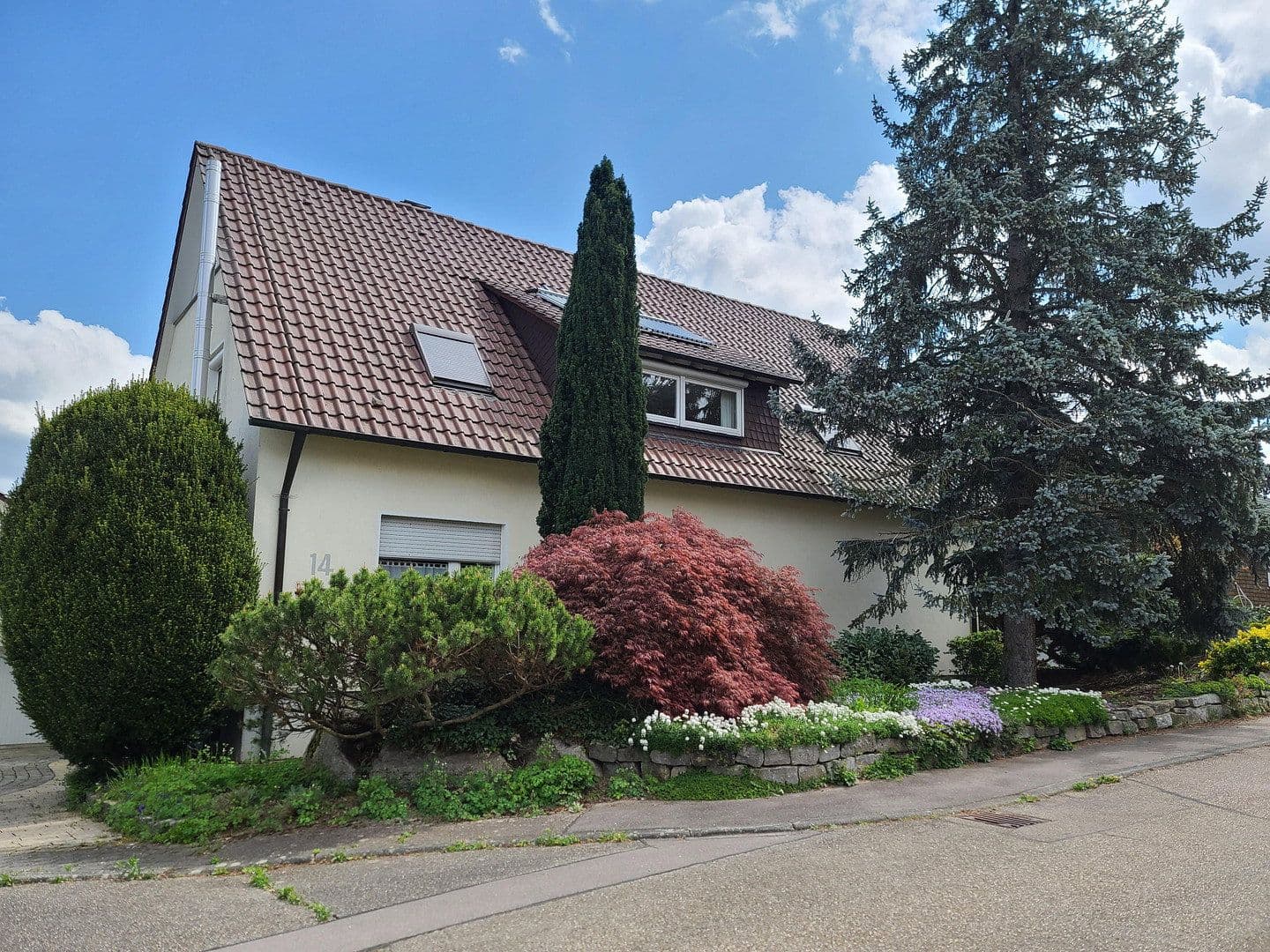 house for sale, 244 m², Schubertstraße 14, Straubenhardt, Baden-Württemberg house for sale, 244 m², Schubertstraße 14, Straubenhardt, Baden-Württemberg