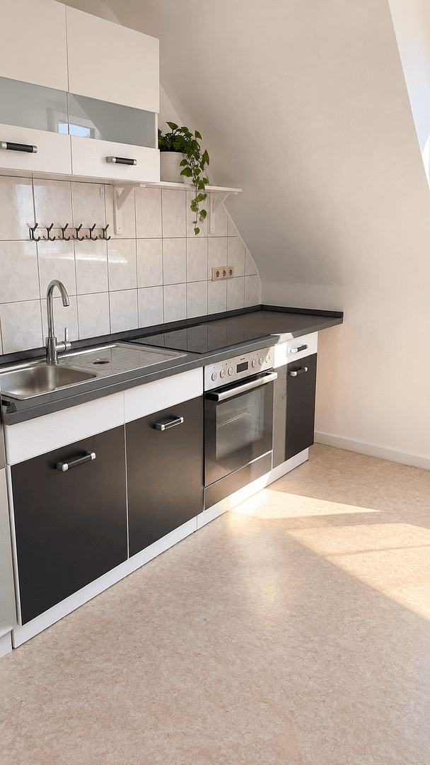 3 bedroom flat to rent, 73 m², Moltkestr. 1-5, Aachen, North Rhine-Westphalia 3 bedroom flat to rent, 73 m², Moltkestr. 1-5, Aachen, North Rhine-Westphalia