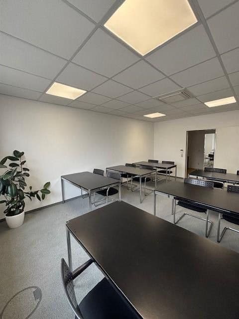 office to rent, 250 m², Wilhelmstr. 78, Reilingen, Baden-Württemberg office to rent, 250 m², Wilhelmstr. 78, Reilingen, Baden-Württemberg