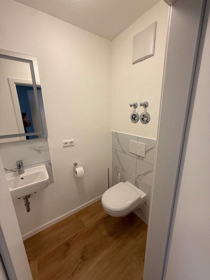 2 bedroom with open-plan kitchen flat to rent, 90 m², Ellhofen, Baden-Württemberg 2 bedroom with open-plan kitchen flat to rent, 90 m², Ellhofen, Baden-Württemberg