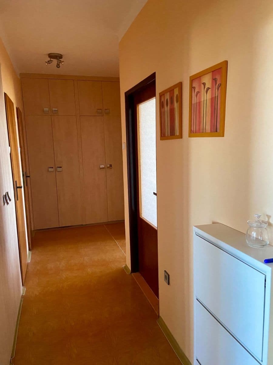 3 bedroom flat to rent, 77 m², Křimická, Plzeň, Plzeňský Region 3 bedroom flat to rent, 77 m², Křimická, Plzeň, Plzeňský Region