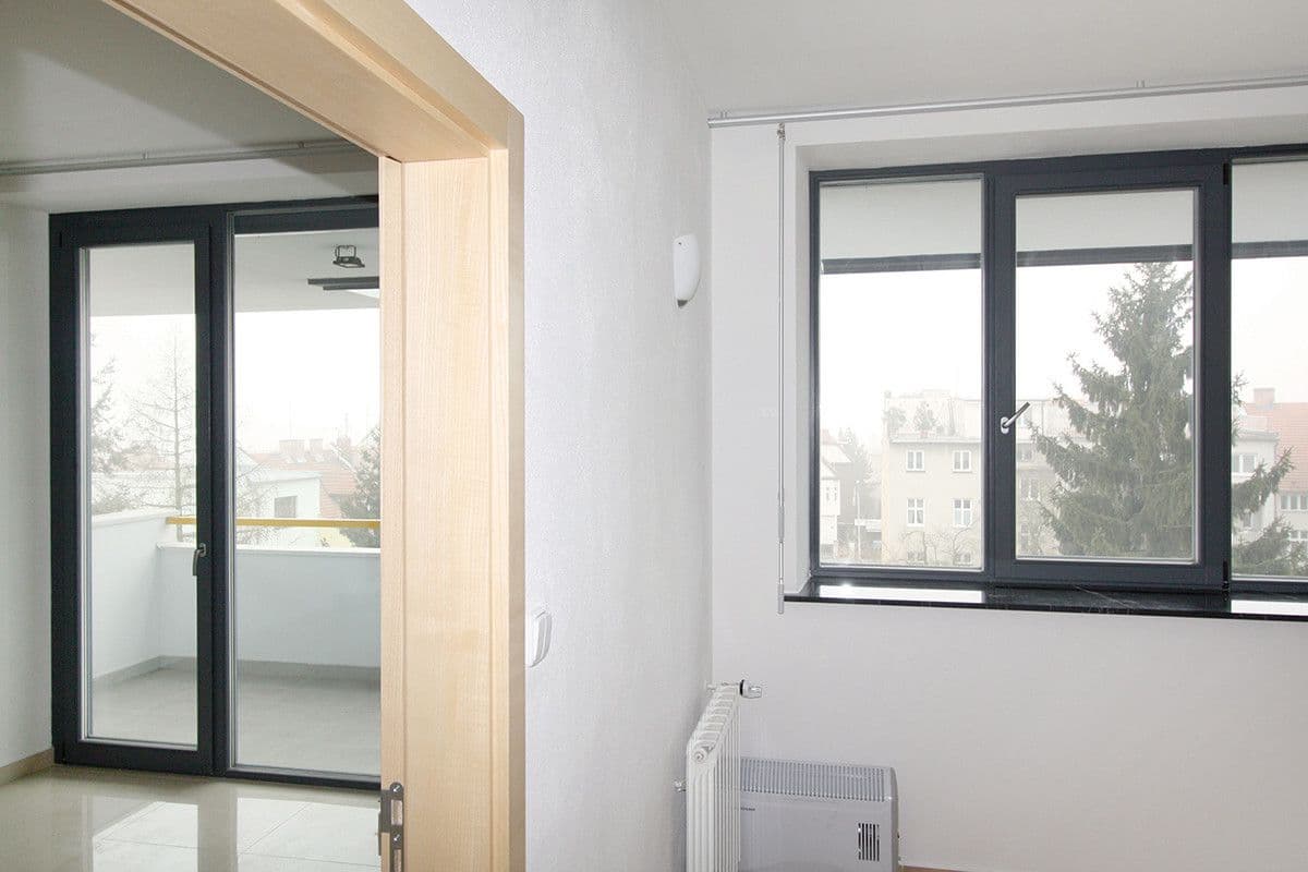 1 bedroom with open-plan kitchen flat to rent, 44 m², Soukopova, Brno, Jihomoravský Region 1 bedroom with open-plan kitchen flat to rent, 44 m², Soukopova, Brno, Jihomoravský Region