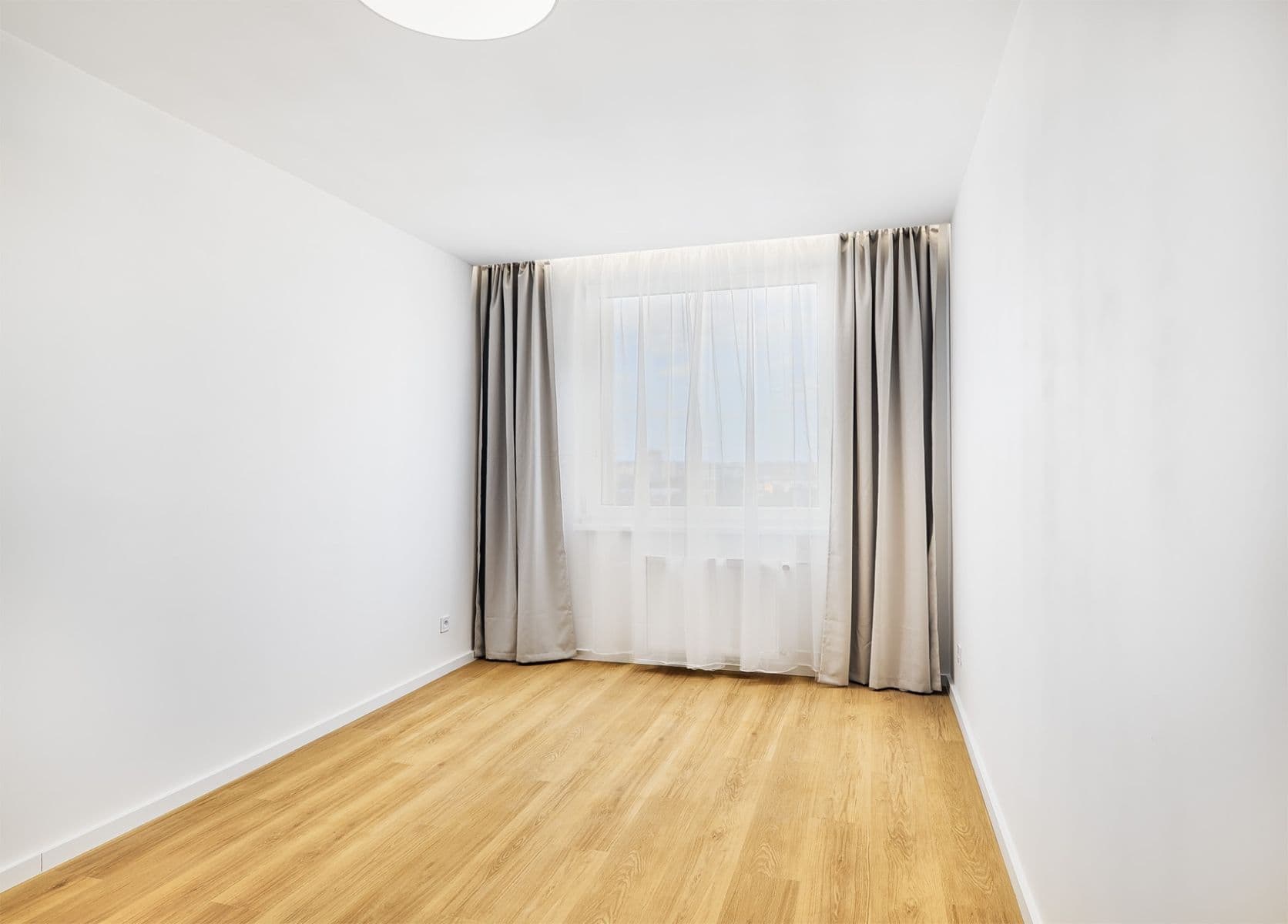 3 bedroom with open-plan kitchen flat for sale, 81 m², Urbánkova, Prague, Prague 3 bedroom with open-plan kitchen flat for sale, 81 m², Urbánkova, Prague, Prague