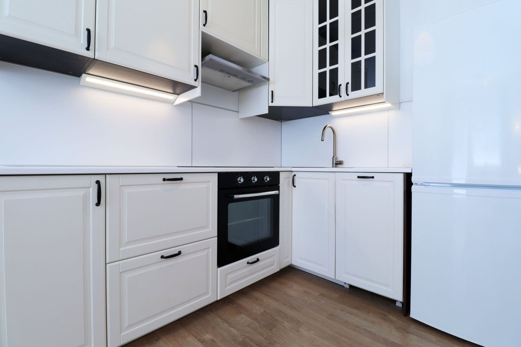 1 bedroom with open-plan kitchen flat to rent, 43 m², Makedonská, Prague, Prague 1 bedroom with open-plan kitchen flat to rent, 43 m², Makedonská, Prague, Prague