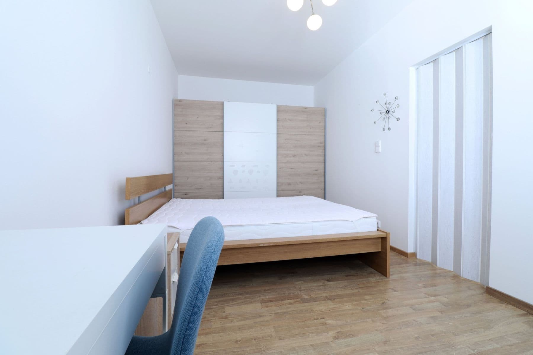 1 bedroom with open-plan kitchen flat to rent, 43 m², Makedonská, Prague, Prague 1 bedroom with open-plan kitchen flat to rent, 43 m², Makedonská, Prague, Prague
