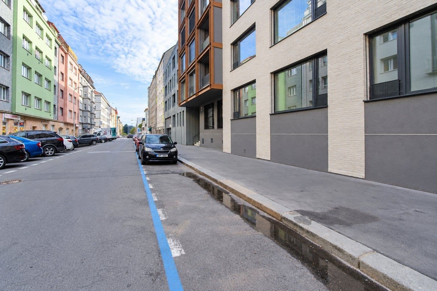 1 bedroom with open-plan kitchen flat to rent, 55 m², Drahobejlova, Prague, Prague 1 bedroom with open-plan kitchen flat to rent, 55 m², Drahobejlova, Prague, Prague