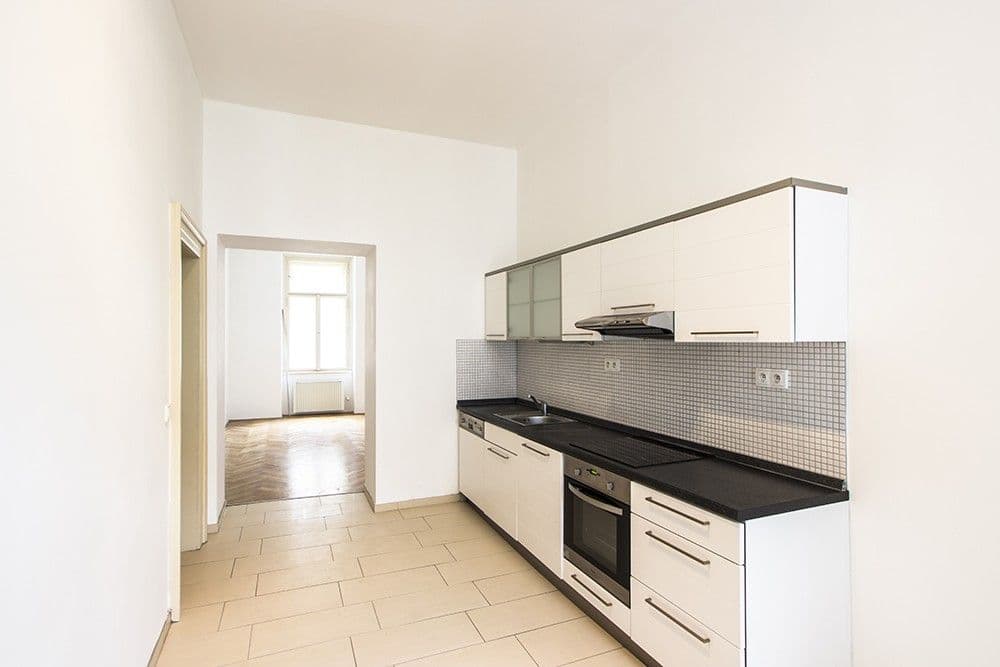 2 bedroom flat to rent, 54 m², U Akademie, Prague, Prague 2 bedroom flat to rent, 54 m², U Akademie, Prague, Prague