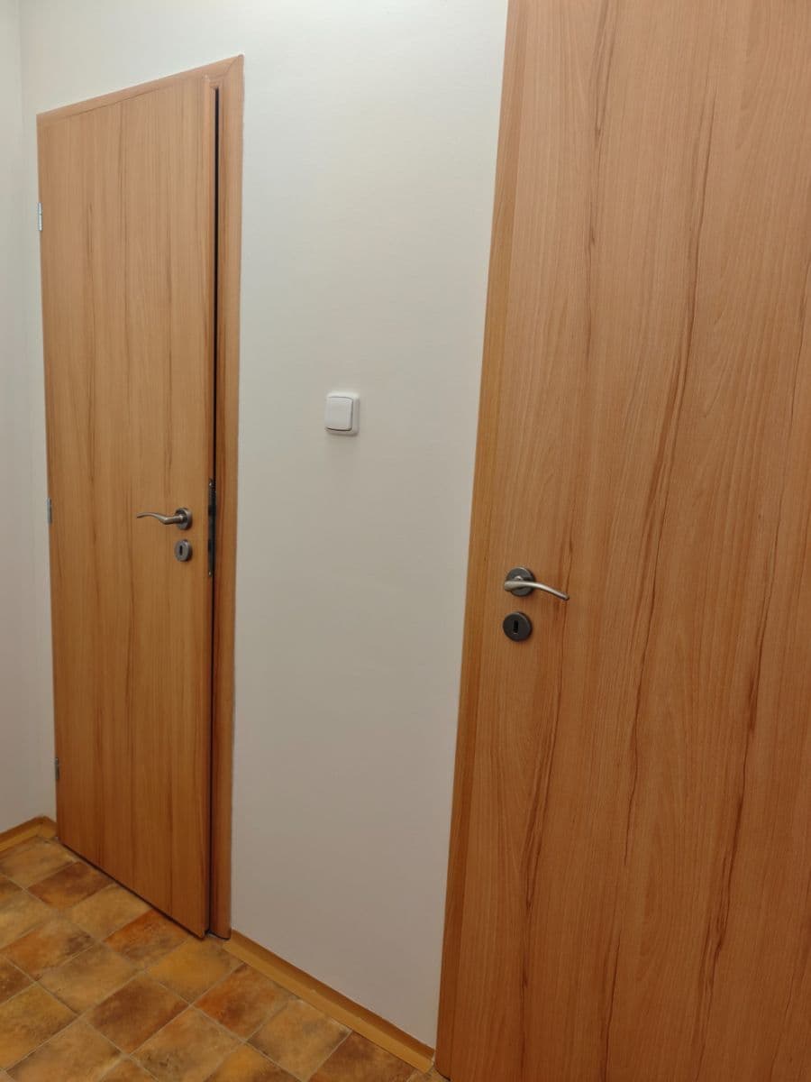 Studio flat to rent, 30 m², Valentova, Prague, Prague Studio flat to rent, 30 m², Valentova, Prague, Prague