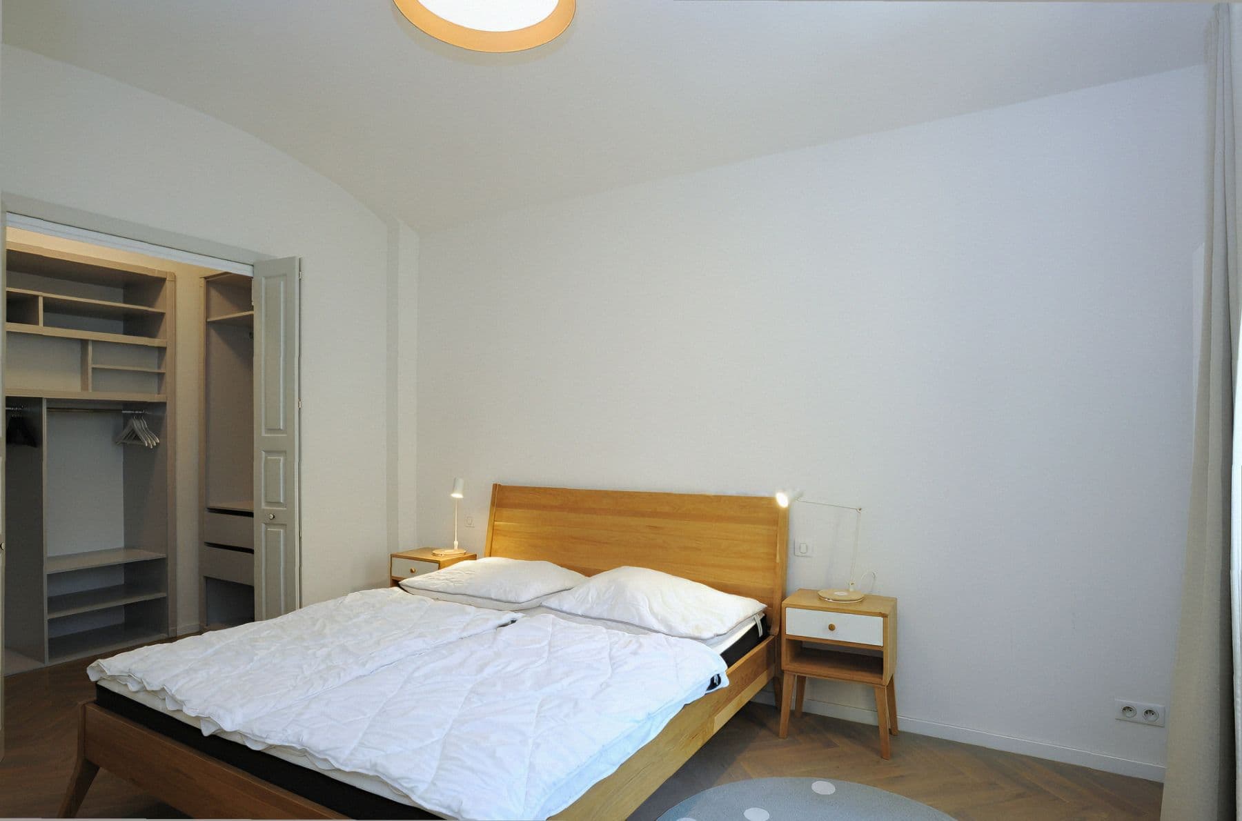 1 bedroom with open-plan kitchen flat to rent, 84 m², Žatecká, Prague, Prague 1 bedroom with open-plan kitchen flat to rent, 84 m², Žatecká, Prague, Prague