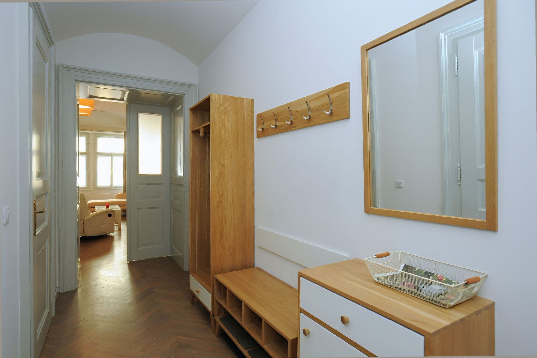 1 bedroom with open-plan kitchen flat to rent, 84 m², Žatecká, Prague, Prague 1 bedroom with open-plan kitchen flat to rent, 84 m², Žatecká, Prague, Prague