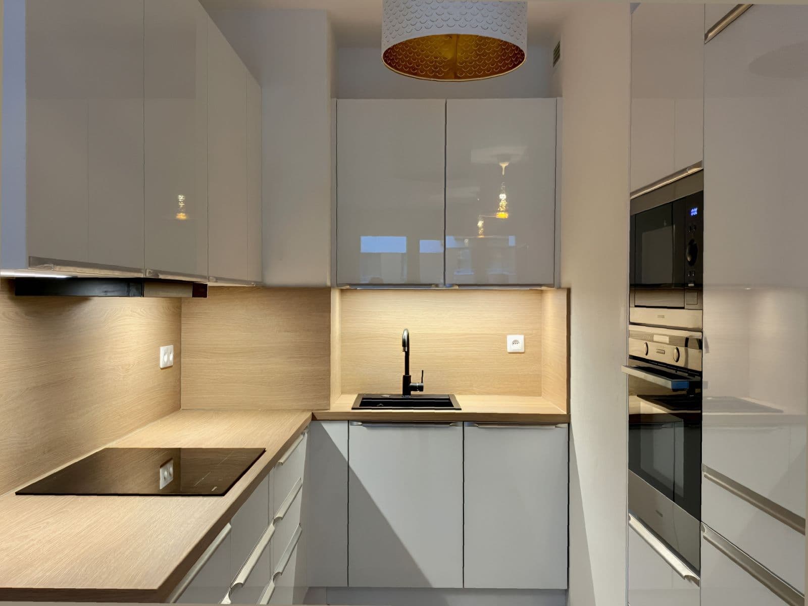 1 bedroom with open-plan kitchen flat to rent, 64 m², K Metru, Prague, Prague 1 bedroom with open-plan kitchen flat to rent, 64 m², K Metru, Prague, Prague