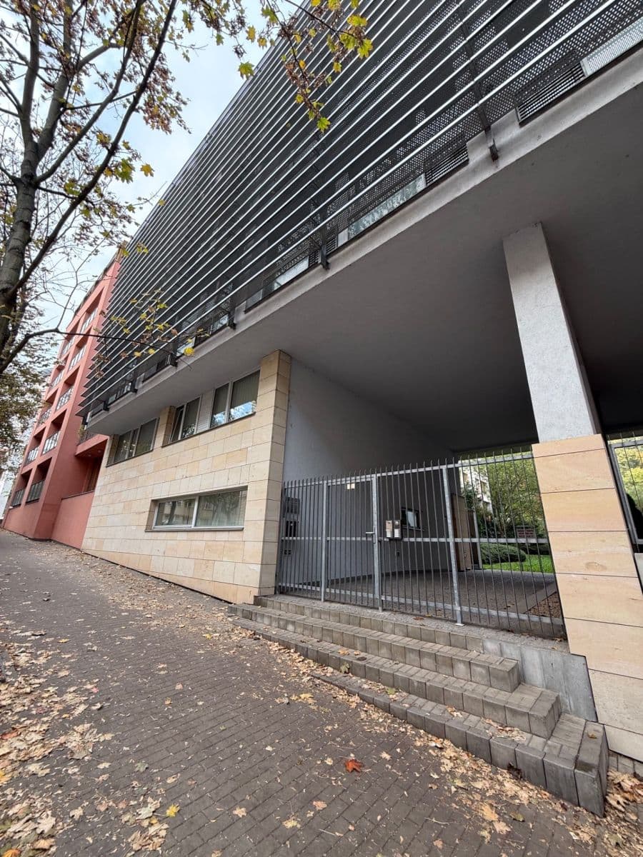 office to rent, 140 m², Astlova, Prague, Prague office to rent, 140 m², Astlova, Prague, Prague