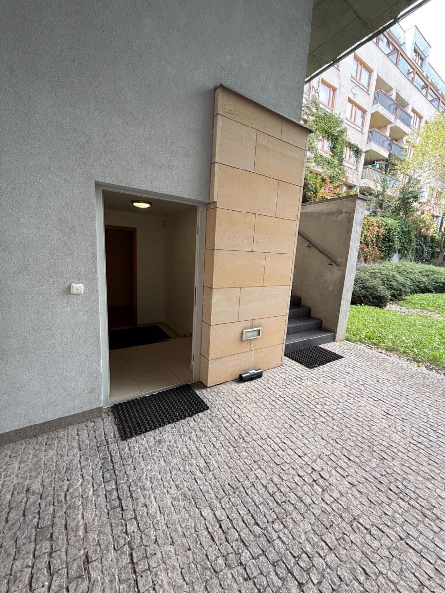 office to rent, 140 m², Astlova, Prague, Prague office to rent, 140 m², Astlova, Prague, Prague