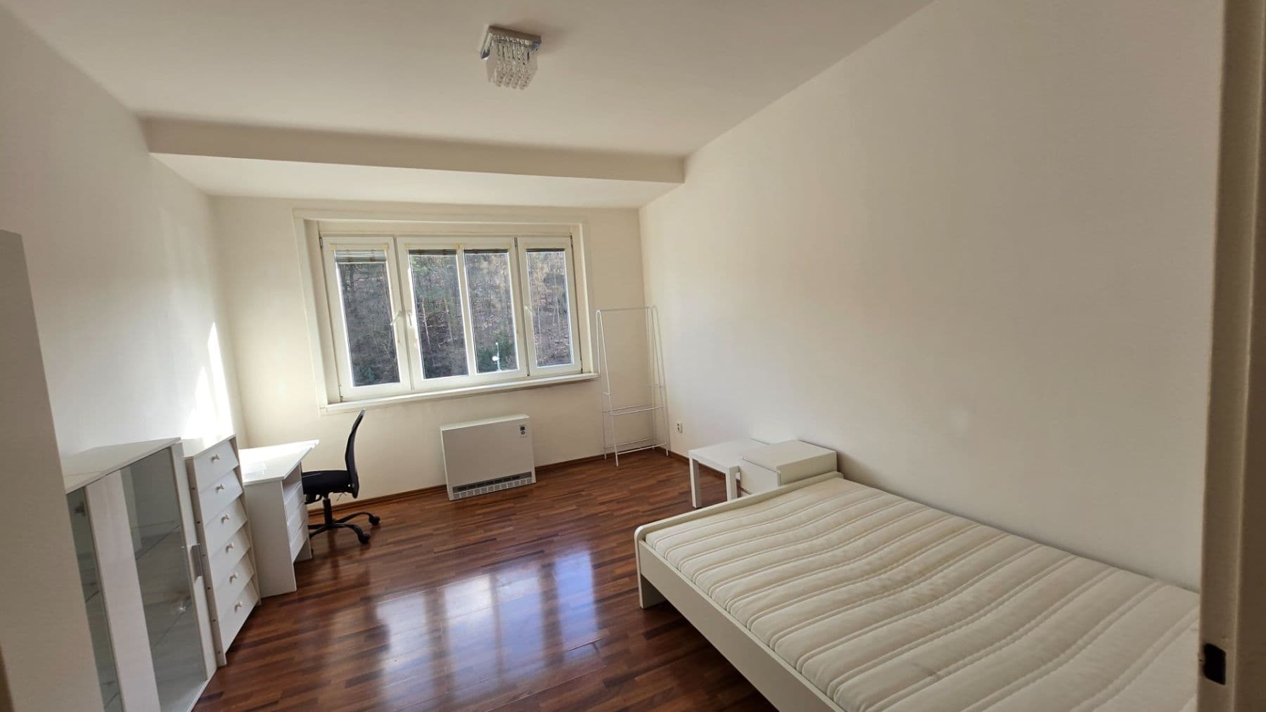 Studio flat to rent, 30 m², Vrchlického, Prague, Prague Studio flat to rent, 30 m², Vrchlického, Prague, Prague