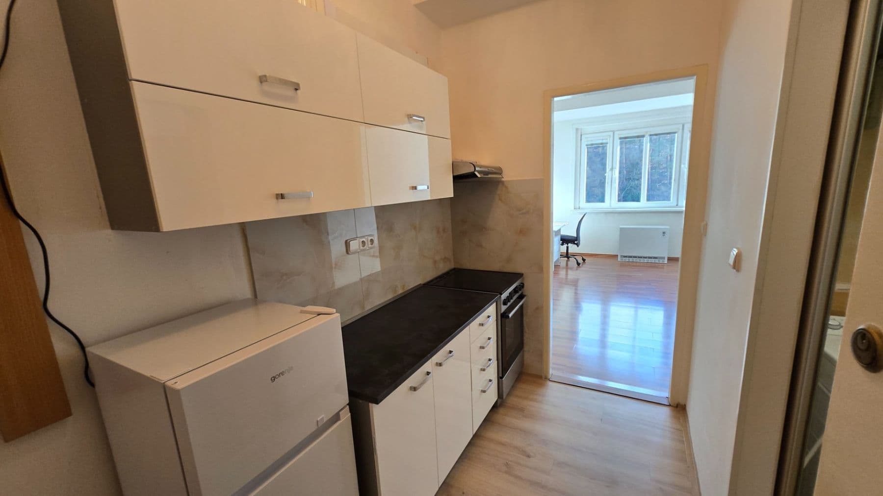 Studio flat to rent, 30 m², Vrchlického, Prague, Prague Studio flat to rent, 30 m², Vrchlického, Prague, Prague