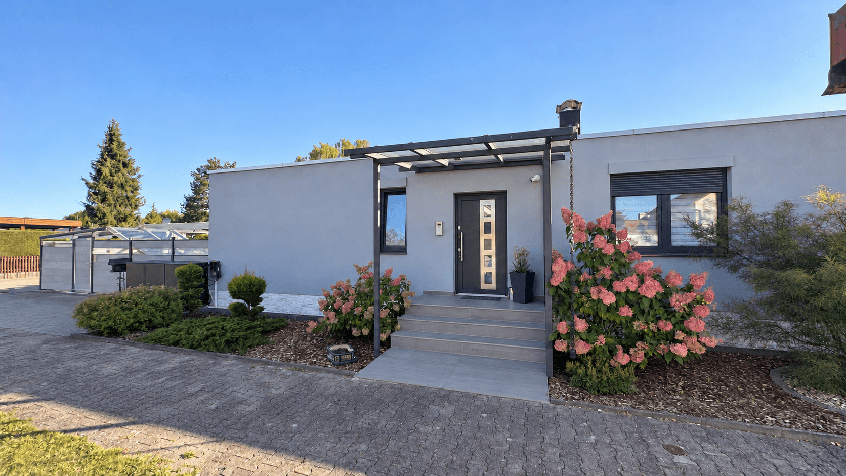 house for sale, 290 m², Kontakt: Lisa Tel.: 017670904071, Königsbrunn, Bavaria house for sale, 290 m², Kontakt: Lisa Tel.: 017670904071, Königsbrunn, Bavaria