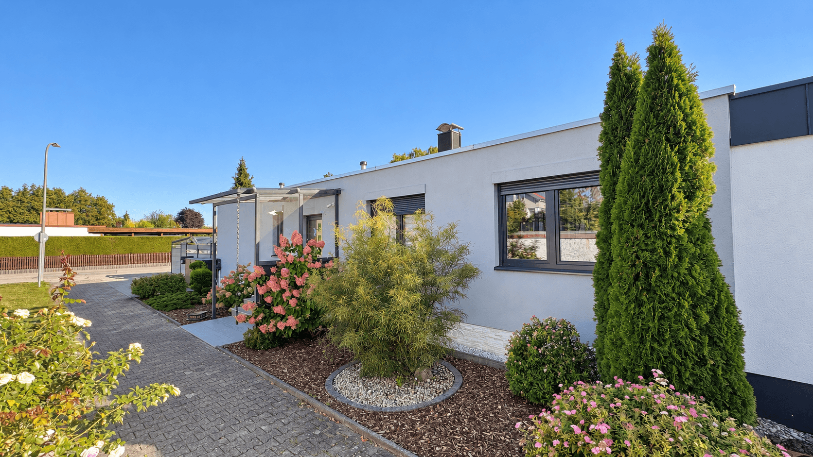house for sale, 290 m², Kontakt: Lisa Tel.: 017670904071, Königsbrunn, Bavaria house for sale, 290 m², Kontakt: Lisa Tel.: 017670904071, Königsbrunn, Bavaria