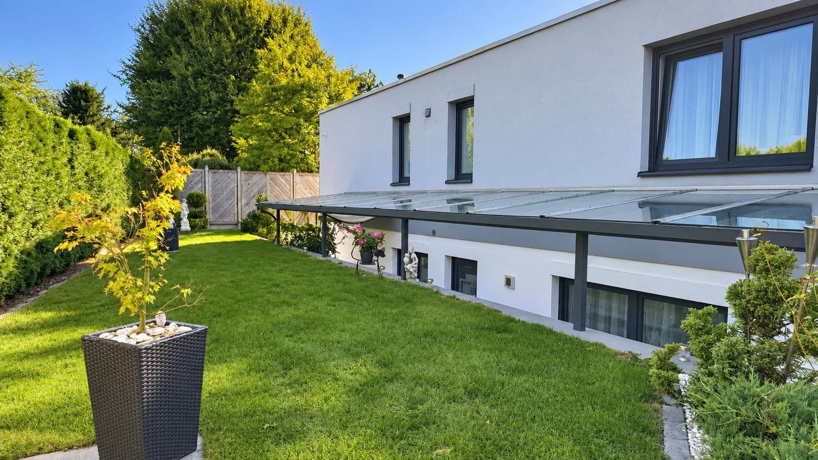 house for sale, 290 m², Kontakt: Lisa Tel.: 017670904071, Königsbrunn, Bavaria house for sale, 290 m², Kontakt: Lisa Tel.: 017670904071, Königsbrunn, Bavaria