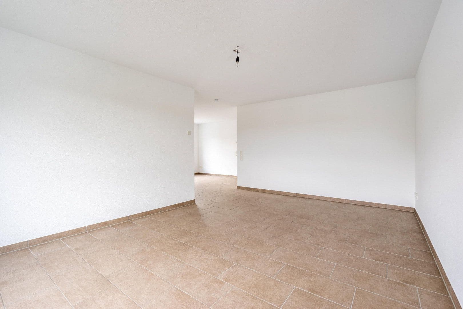 2 bedroom with open-plan kitchen flat to rent, 94 m², Grolsheim, Rhineland-Palatinate 2 bedroom with open-plan kitchen flat to rent, 94 m², Grolsheim, Rhineland-Palatinate