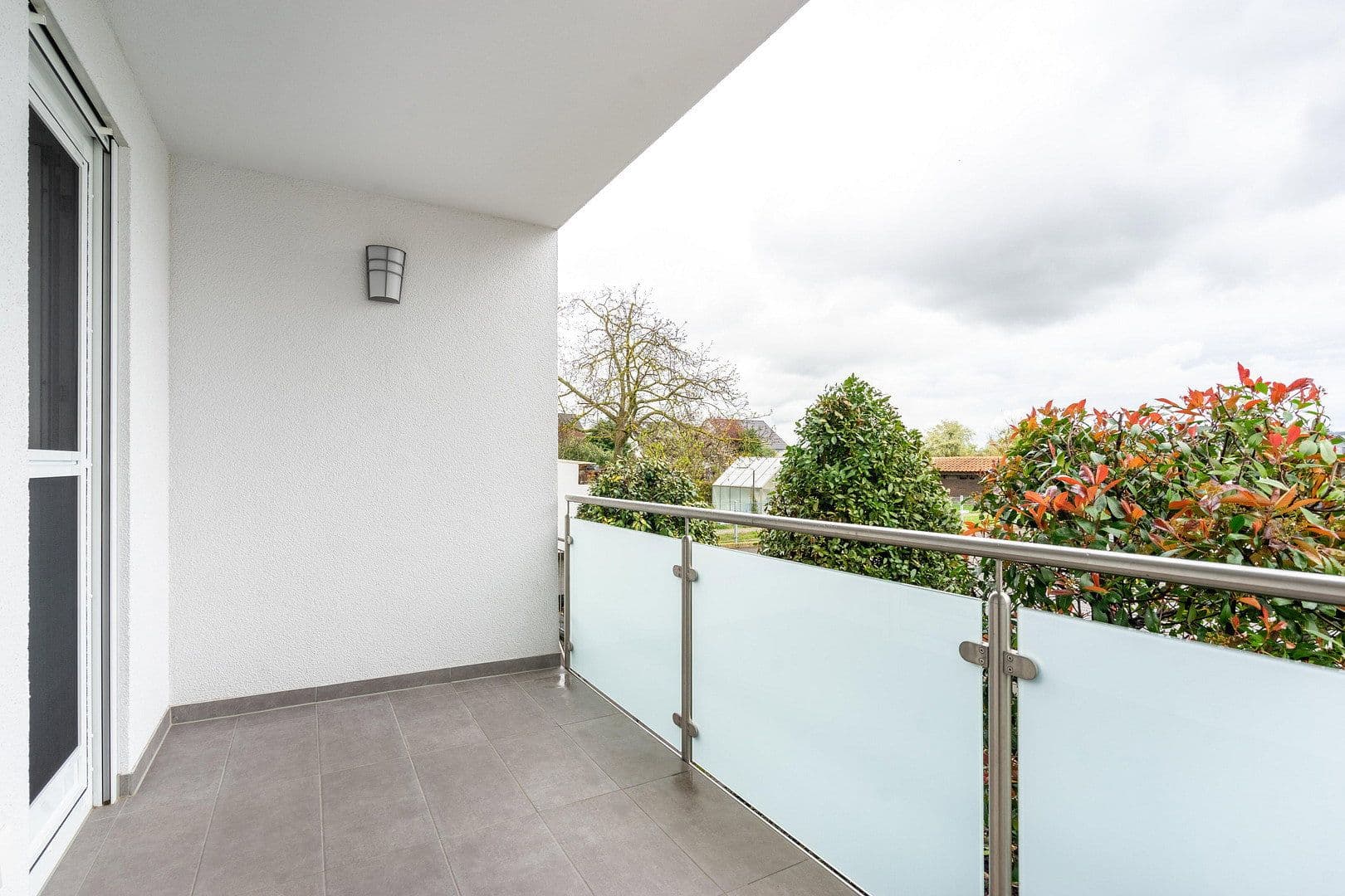 2 bedroom with open-plan kitchen flat to rent, 94 m², Grolsheim, Rhineland-Palatinate 2 bedroom with open-plan kitchen flat to rent, 94 m², Grolsheim, Rhineland-Palatinate