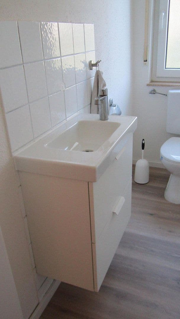 3 bedroom with open-plan kitchen flat to rent, 130 m², Herrenberg, Baden-Württemberg 3 bedroom with open-plan kitchen flat to rent, 130 m², Herrenberg, Baden-Württemberg