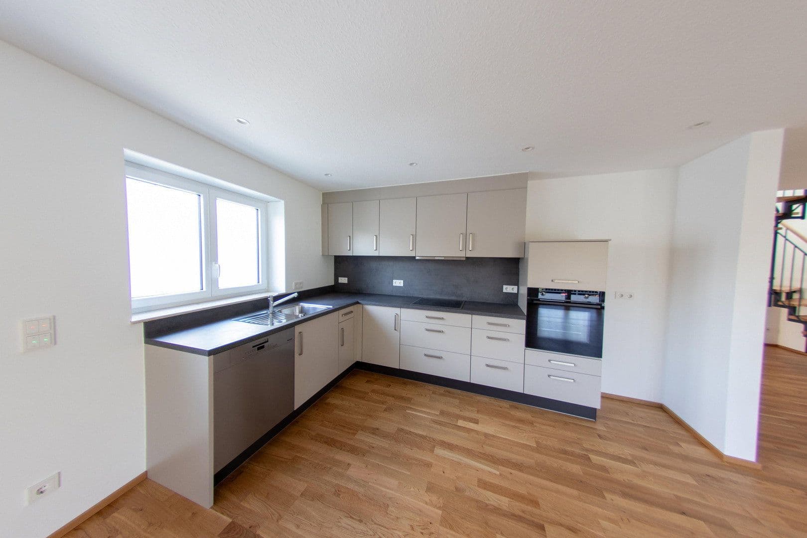 3 bedroom flat to rent, 116 m², Bietigheim-Bissingen, Baden-Württemberg 3 bedroom flat to rent, 116 m², Bietigheim-Bissingen, Baden-Württemberg